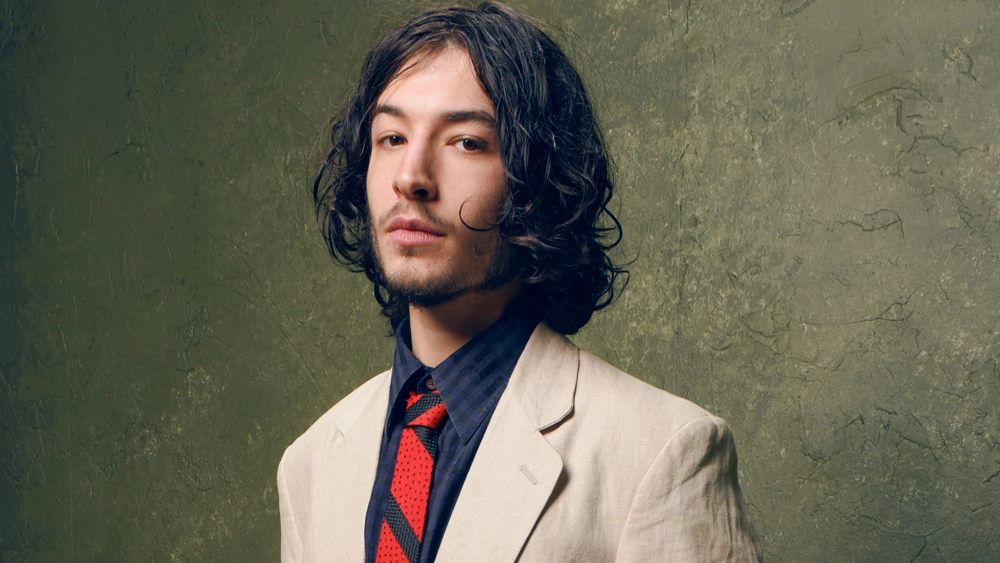 Ezra Miller of The Flash Gets Involved In Another Scandal, This Time Surrounding A Family In Their Home