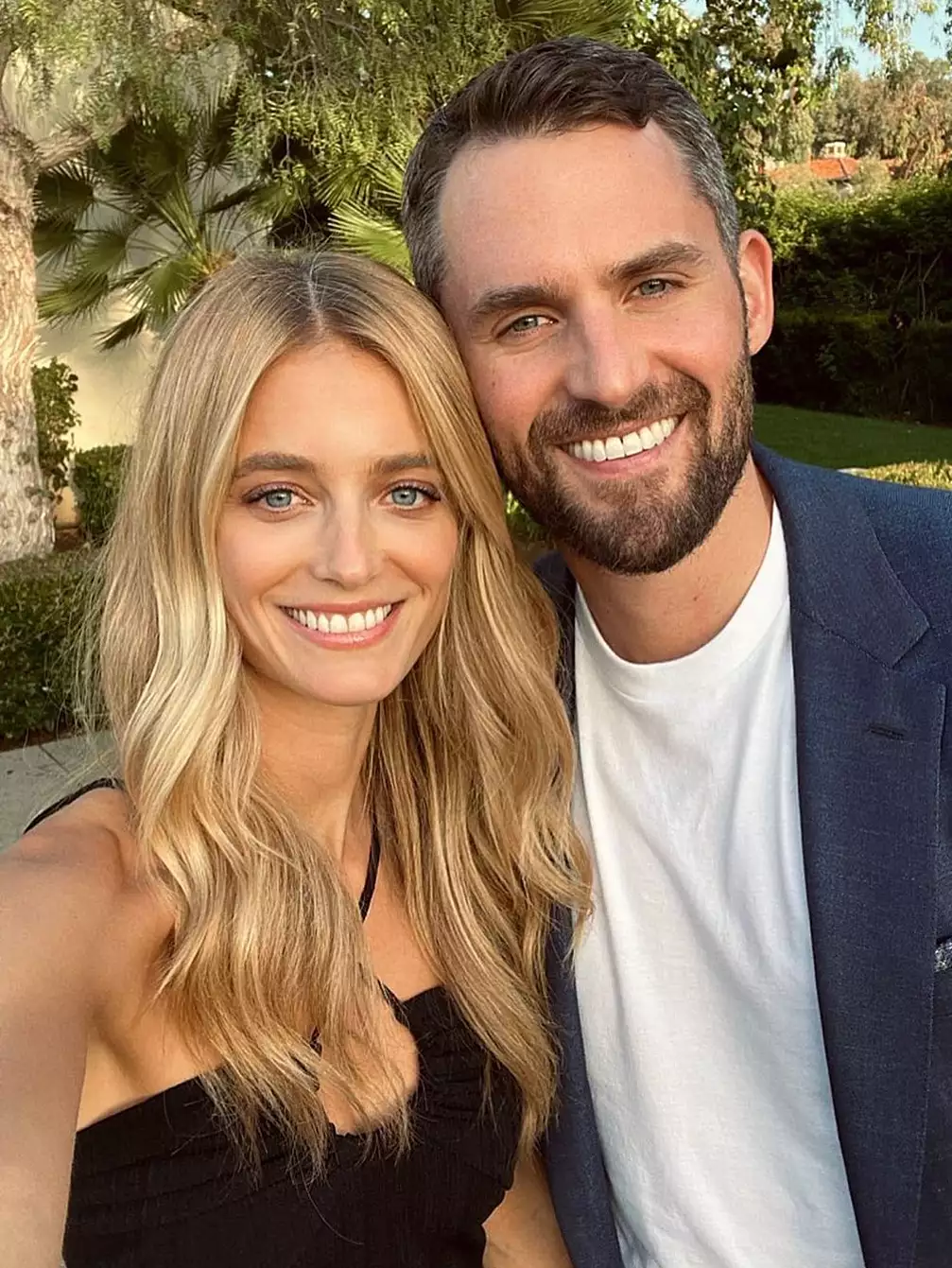 See the First Photo of Kevin Love Marrying Kate Bock in New York City | PEOPLE.com