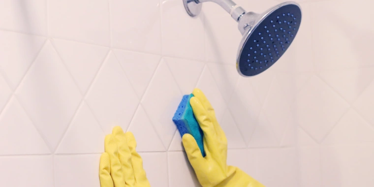 shower cleaning hacks